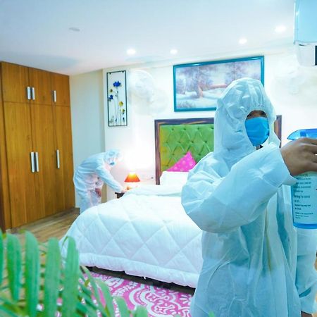 Lime Tree Hotel Near 32Nd Avenue Sector 29 Ґурґаон Екстер'єр фото