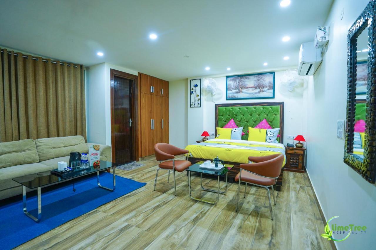 Lime Tree Hotel Near 32Nd Avenue Sector 29 Ґурґаон Екстер'єр фото